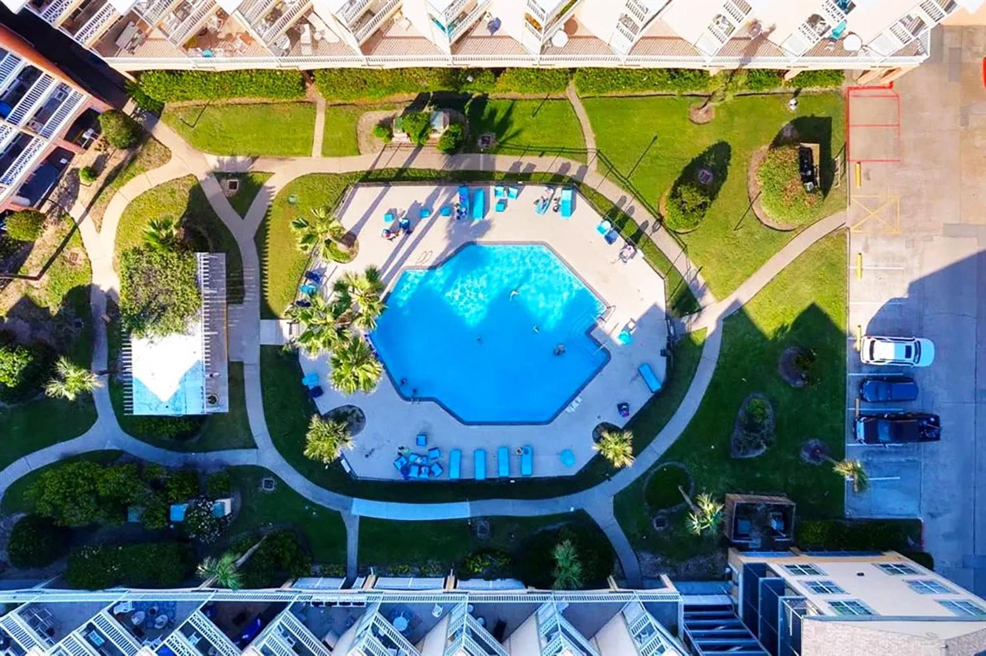 Beautiful Ocean Views At The Victorian Apartment Galveston Exterior foto