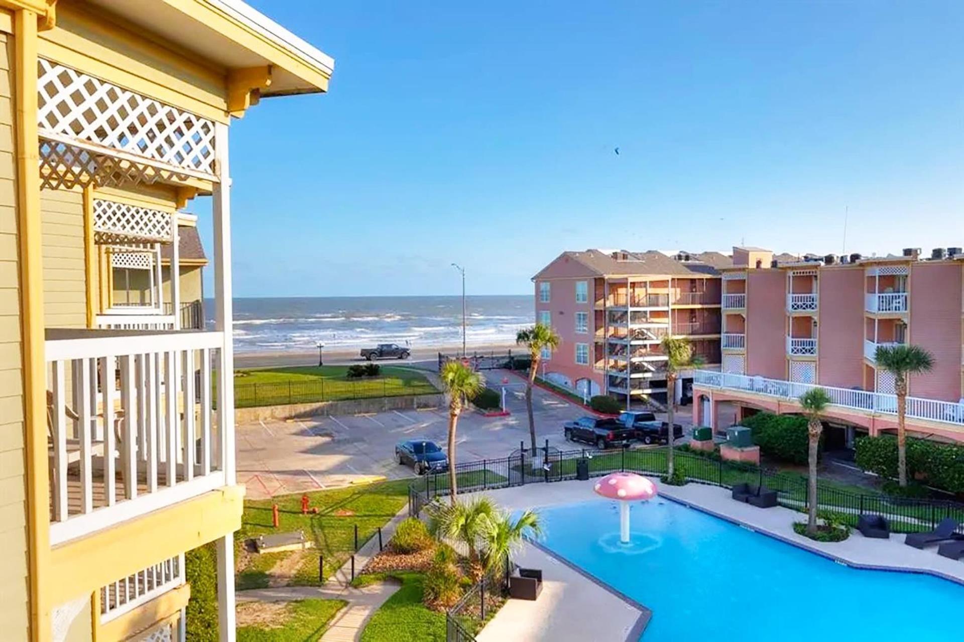 Beautiful Ocean Views At The Victorian Apartment Galveston Exterior foto